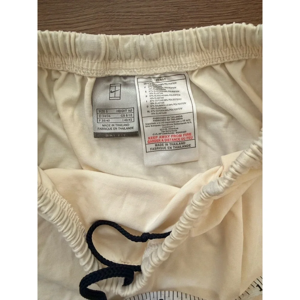 Vintage NIKE dri fit‎ challenge cream off white small skirt women's tennis golf